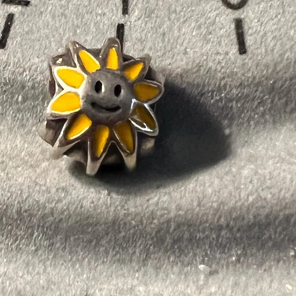 Yellow Sunflower Smile Kids Charm Bead ‘ You Are My Sunshine’